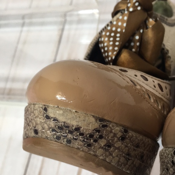 Poetic Licence Foolproof Oxford tan heel platform sexy bow retro sz 6 - Picture 10 of 14